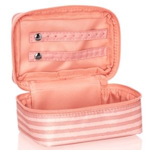 🌼 2 for $30🌼 Travel Jewellery Case